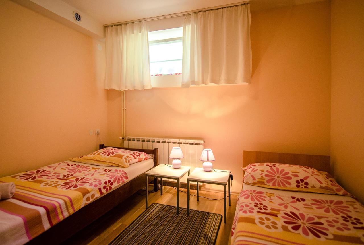 Apartment & Rooms Miboti Samobor Exterior foto